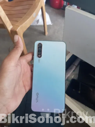 Vivo s1